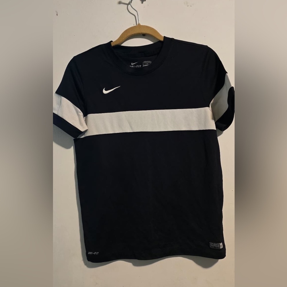 Nike kids boy Black and White‎ Short Sleeve Tee